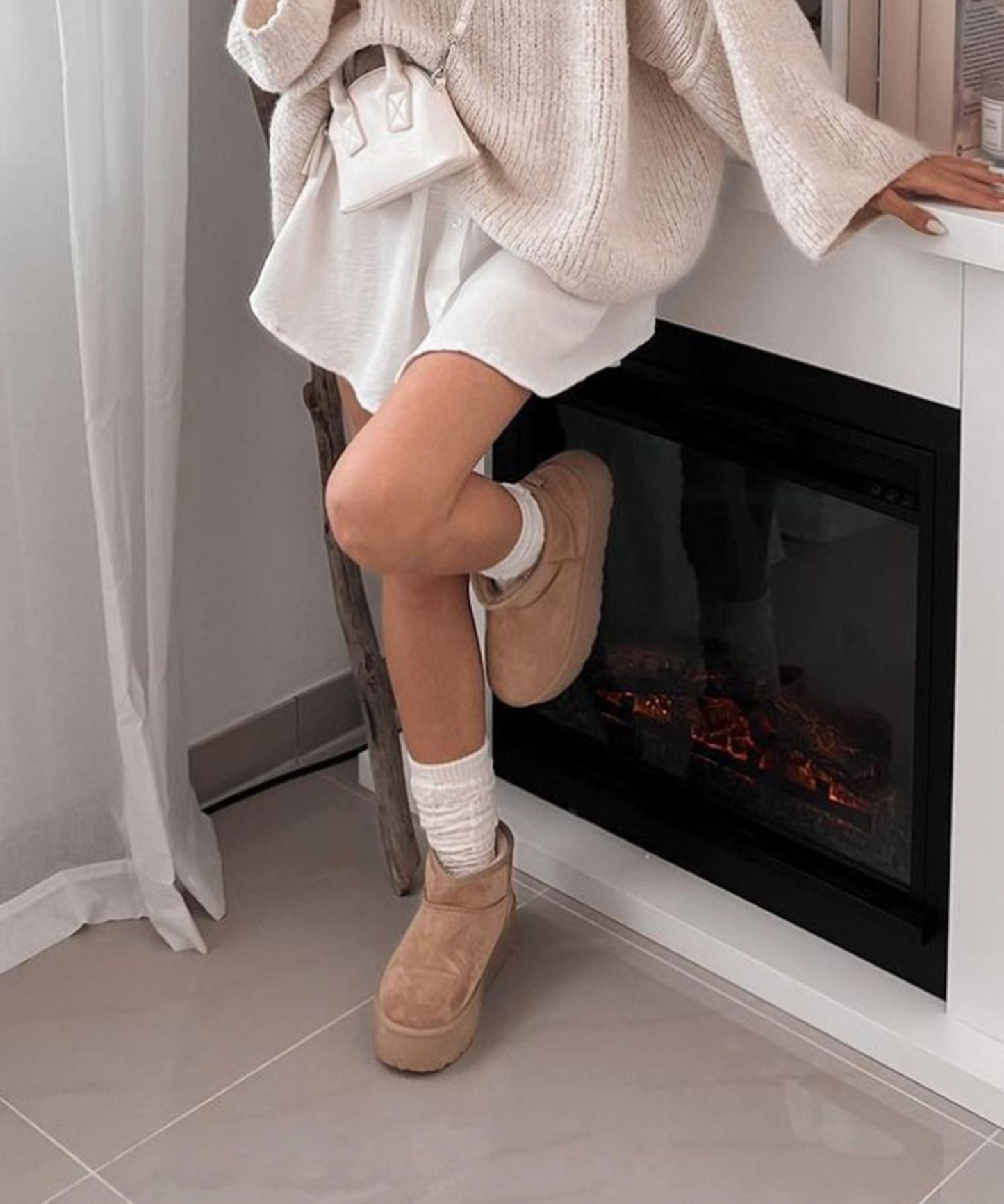 Stilla | Elegant Bluserock Hvid