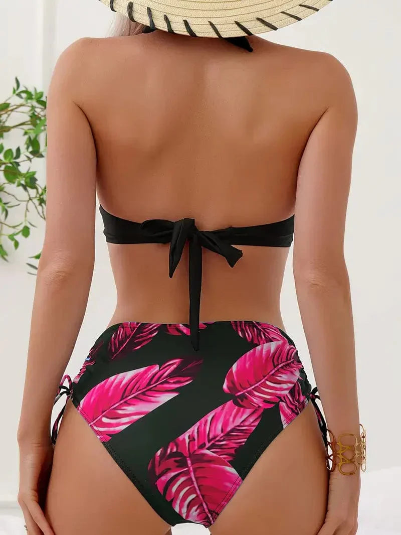 Stilla | Chic og Sexet Halterneck Bikini