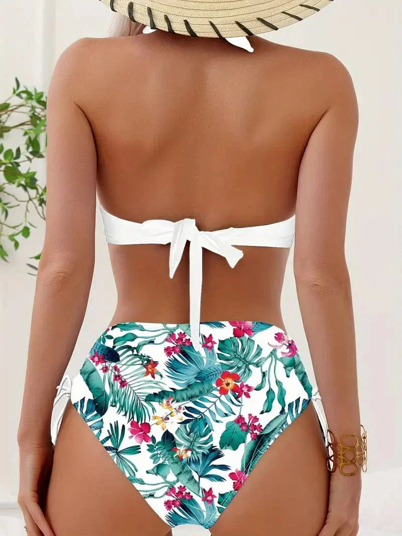 Stilla | Chic og Sexet Halterneck Bikini
