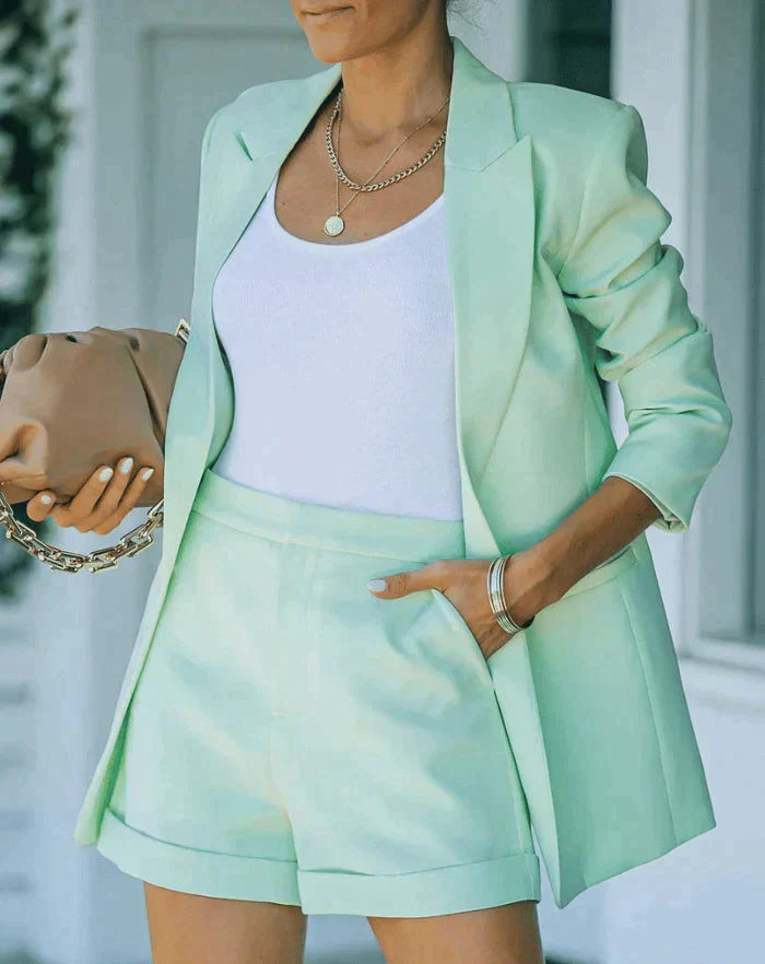 Stilla | Blazer & Shorts Sæt