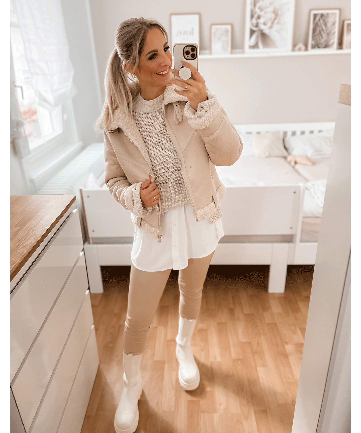 Stilla | Elegant Bluserock Hvid