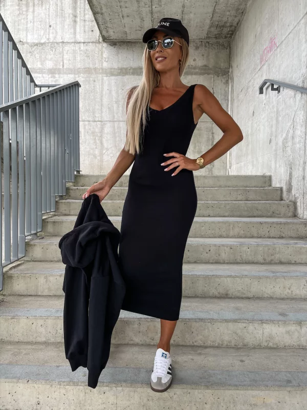 Stilla | Elegant kjole- og sweat-sæt