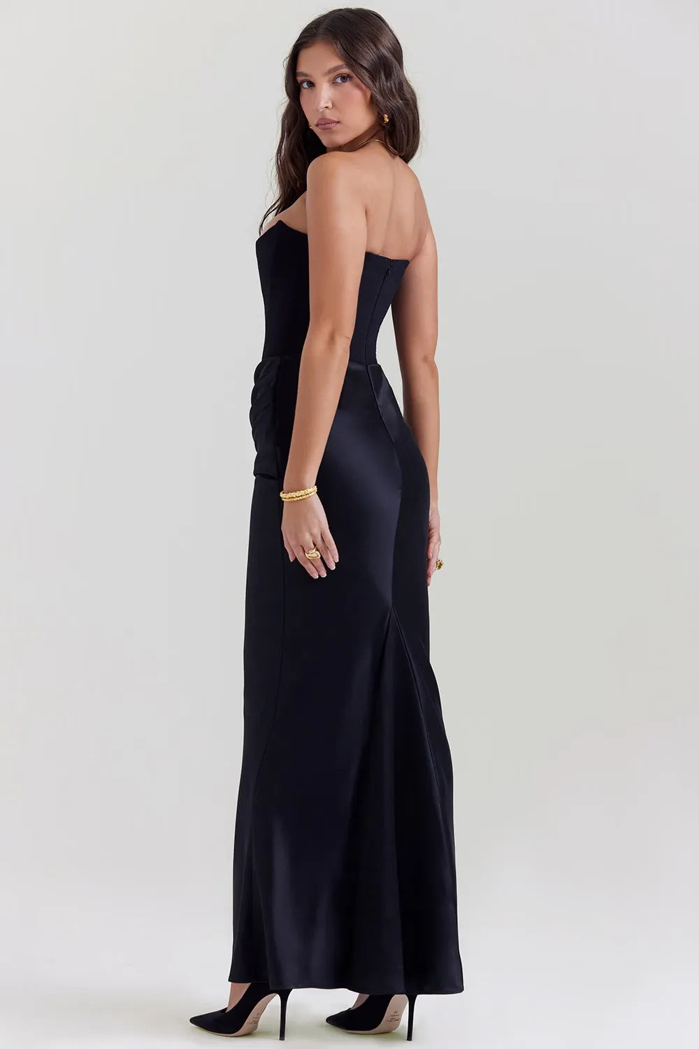 Stilla | Elegant kjole med satin drapering
