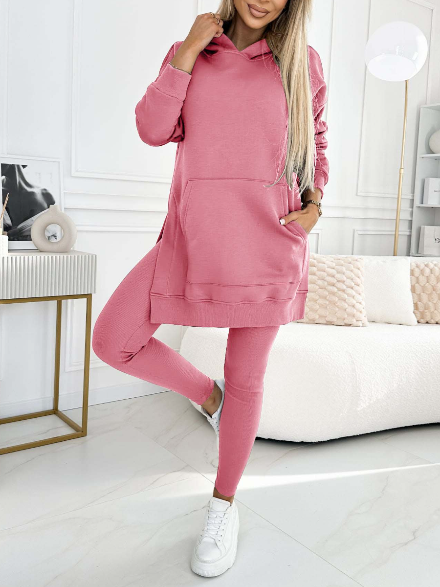 Stilla | Stor Hættetrøje og Tætsiddende Leggings til Kvinder.