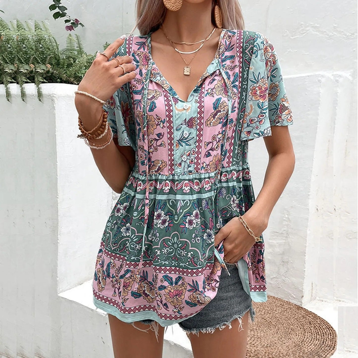Stilla | Bluse med Boho-Blomster