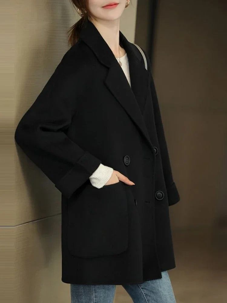 Stilla | Elegant Trenchcoat Med Lange Ærmer, Perfekt Til Efteråret