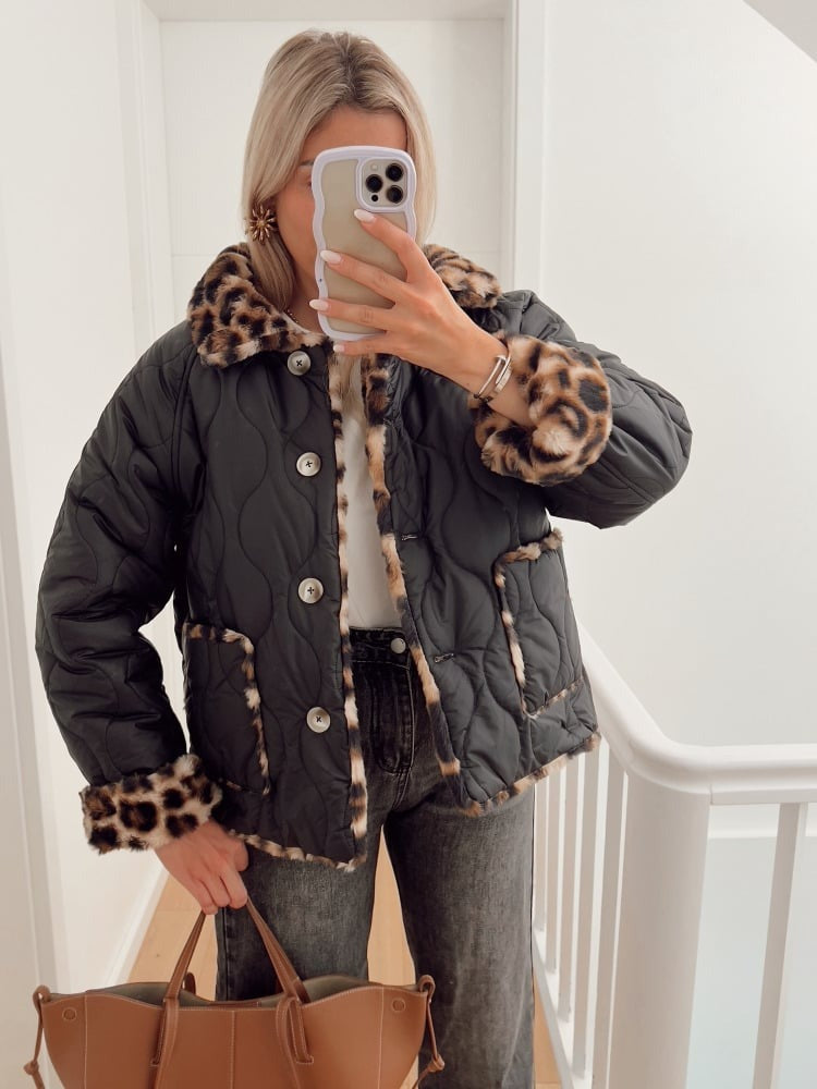 Stilla | Vendbar Anorak Med Leopardmønster