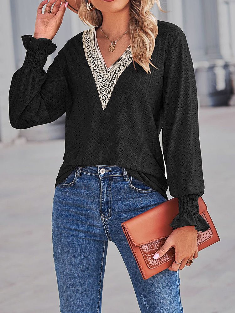Stilla | Kvindernes Bluser Løs Snit Udskæring Blonde Panel V-hals Blonde Bluse