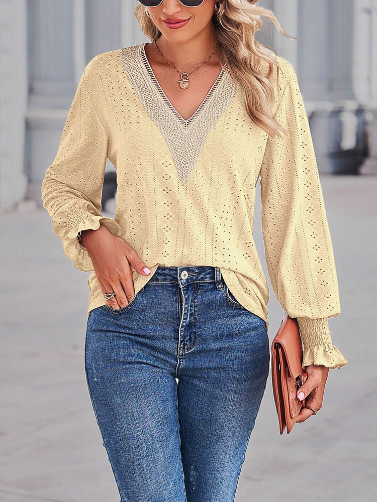 Stilla | Kvindernes Bluser Løs Snit Udskæring Blonde Panel V-hals Blonde Bluse