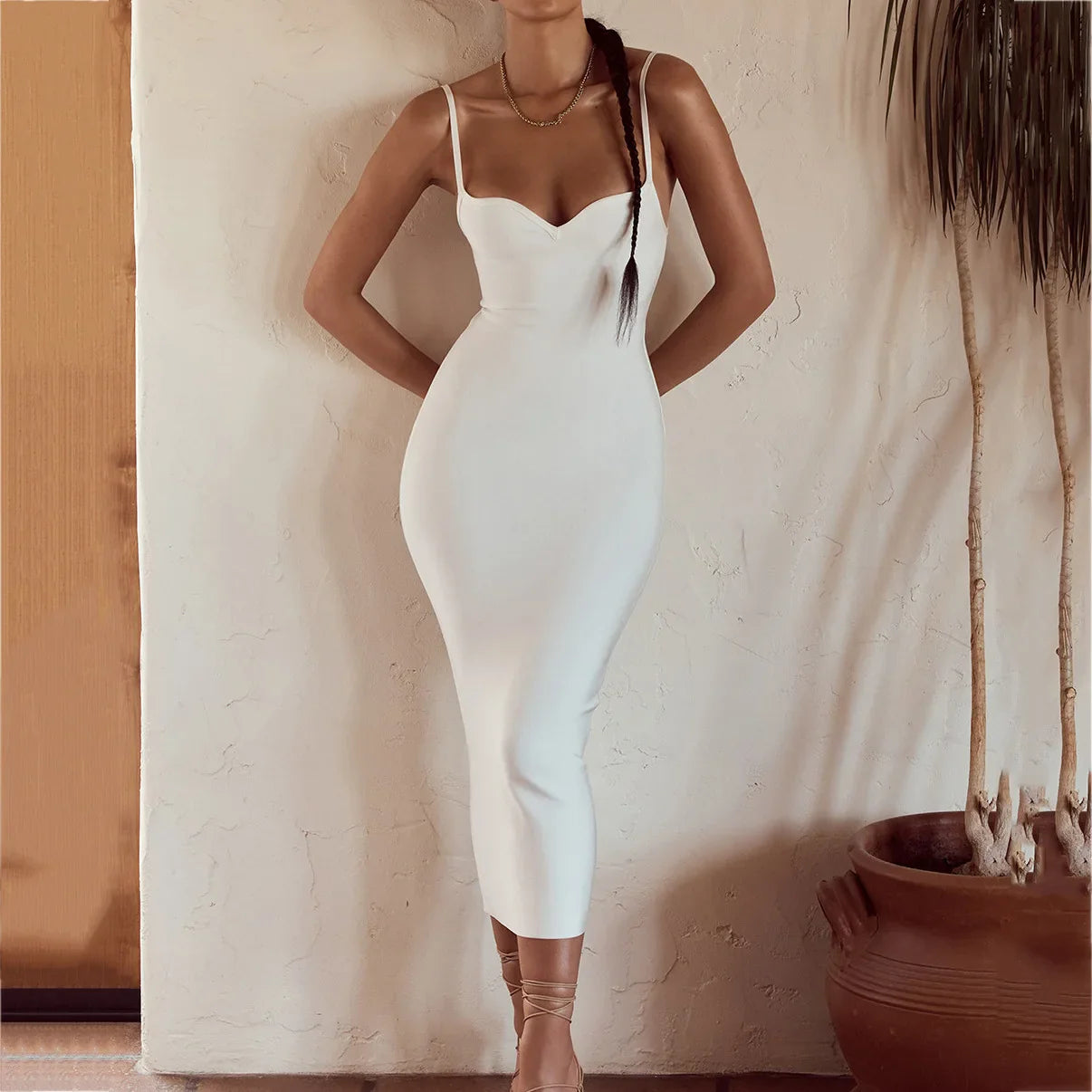 Stilla | Kvinders Spaghetti Bodycon Mode Designer Split Kjoler (midi)