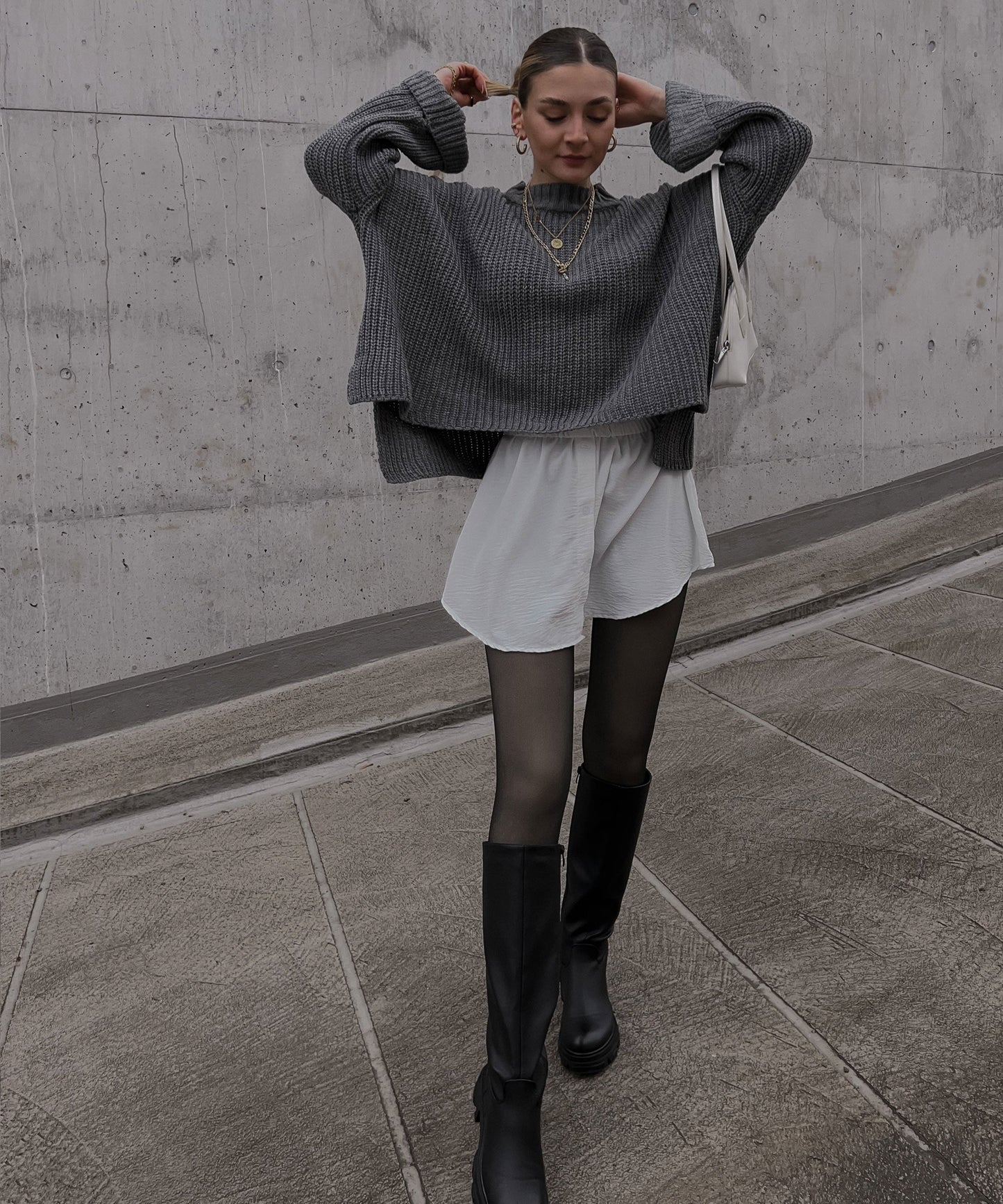 Stilla | Elegant Bluserock Hvid