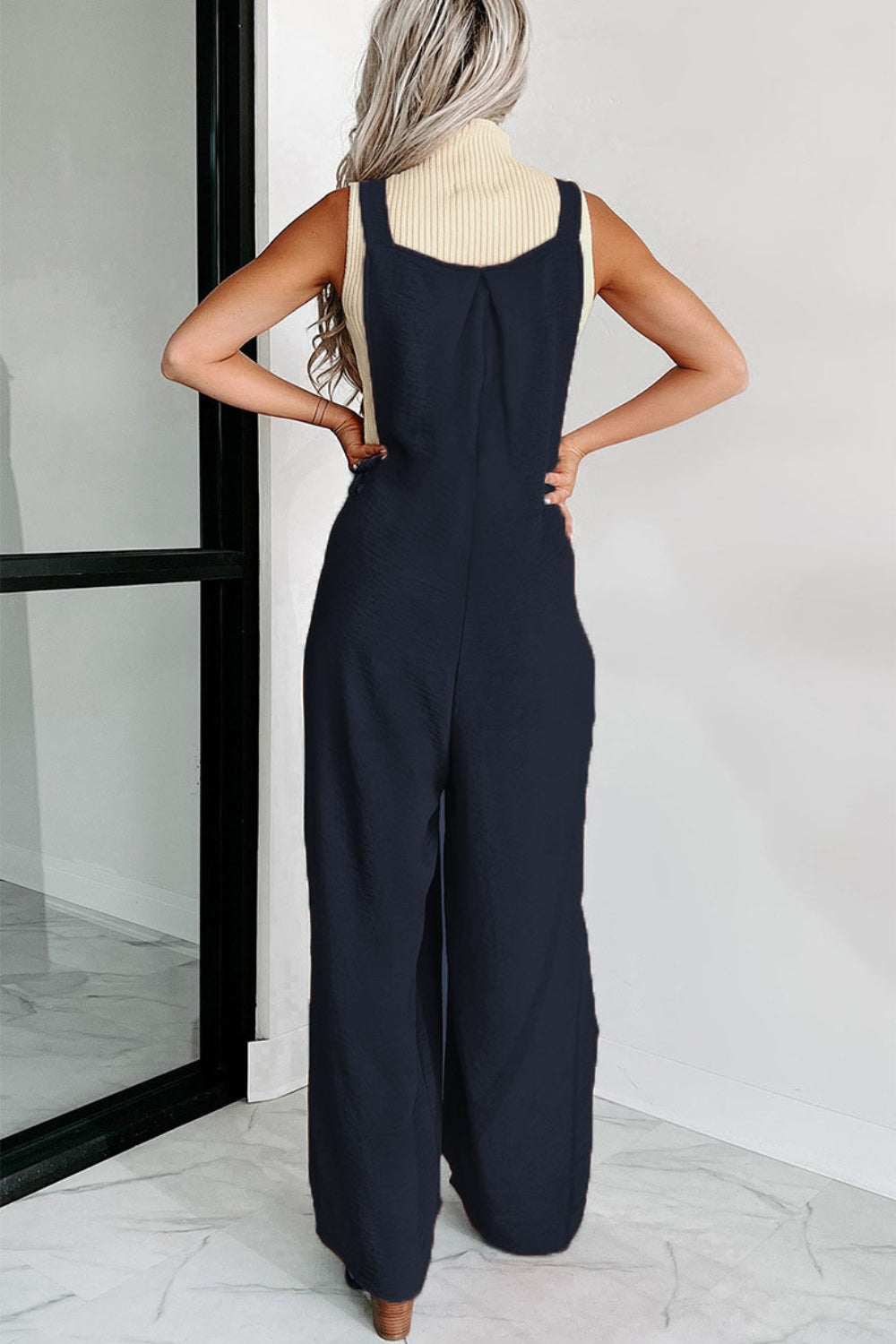 Stilla | Neck Wide Strap Jumpsuit