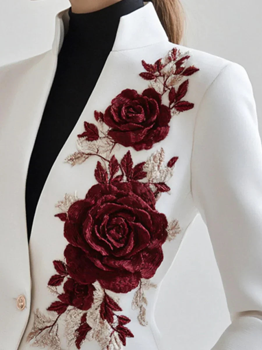 Stilla | Elegance af den rosa hvide frakke