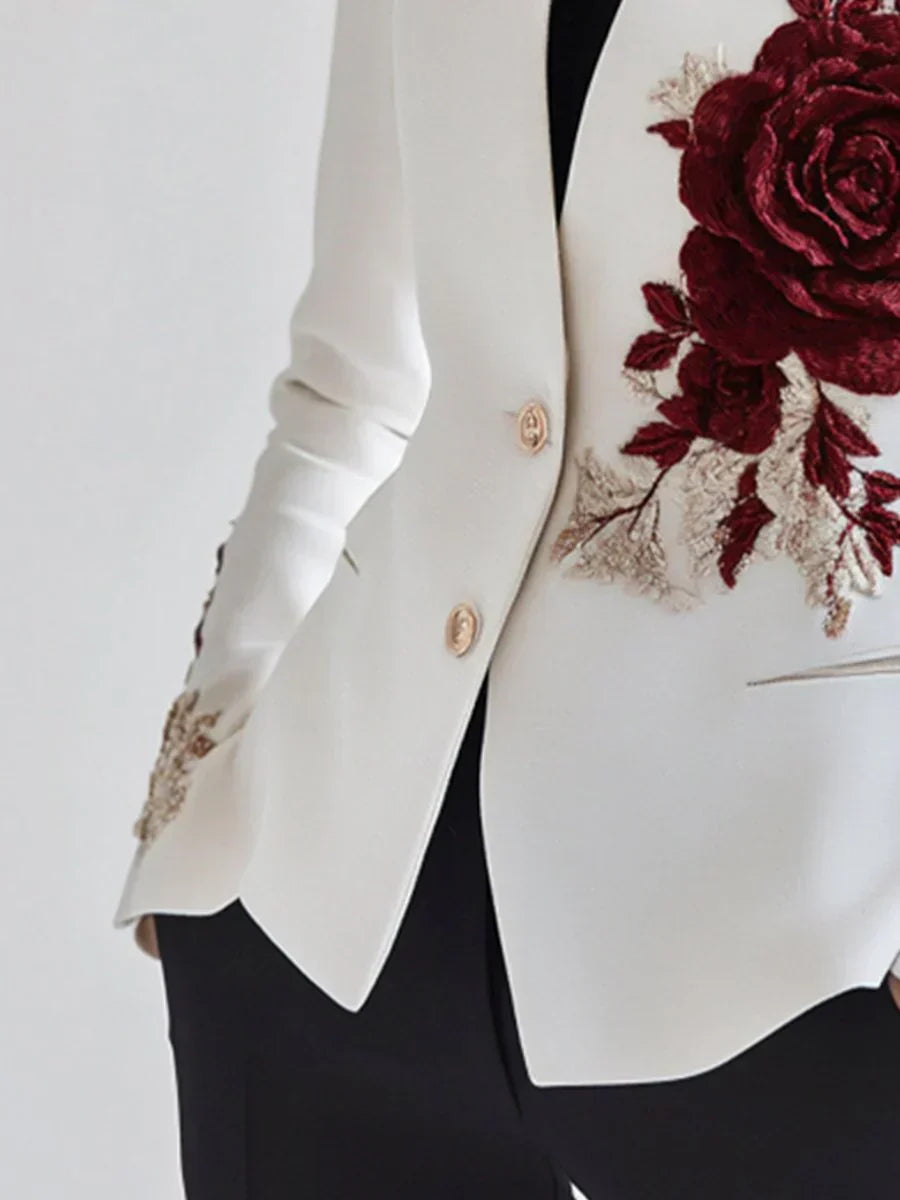 Stilla | Elegance af den rosa hvide frakke