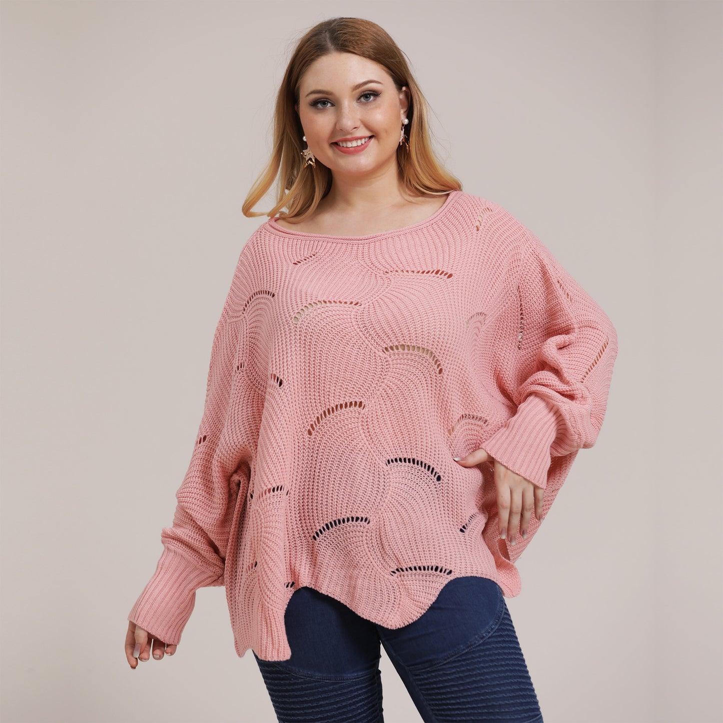 Dame afslappet strikpullover med bølge mønster og løst skåret design Stilla