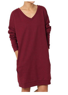 Dame afslappet langærmet kjole med dyb V-udskæring og lommer Stilla