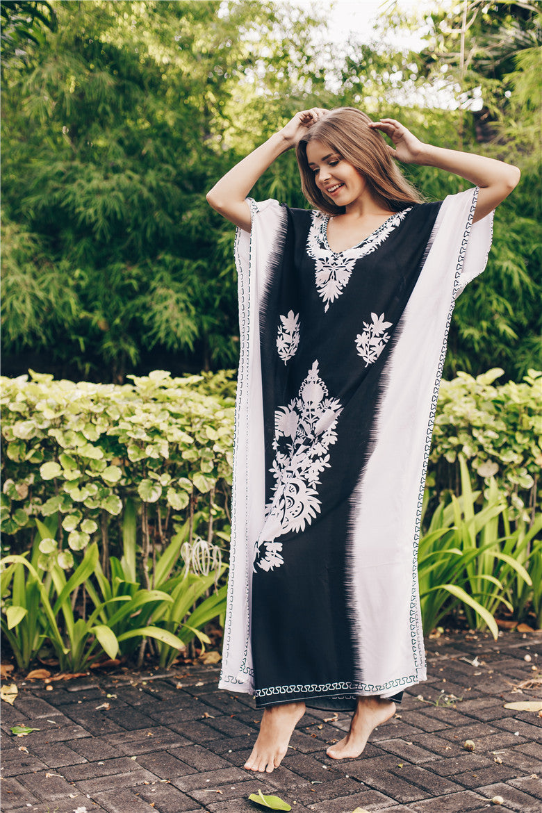 Dame Elegant Kaftanrobe med kunstnerisk blomsterdesign Stilla