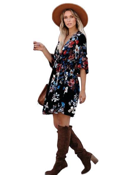 Dame A-linje kjole med klokkeærmer i blomsterprint Stilla