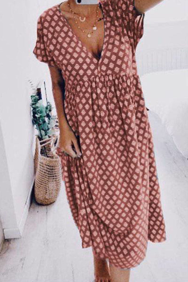 Stilla | Mode Street Print V-hals A-linienskjorter