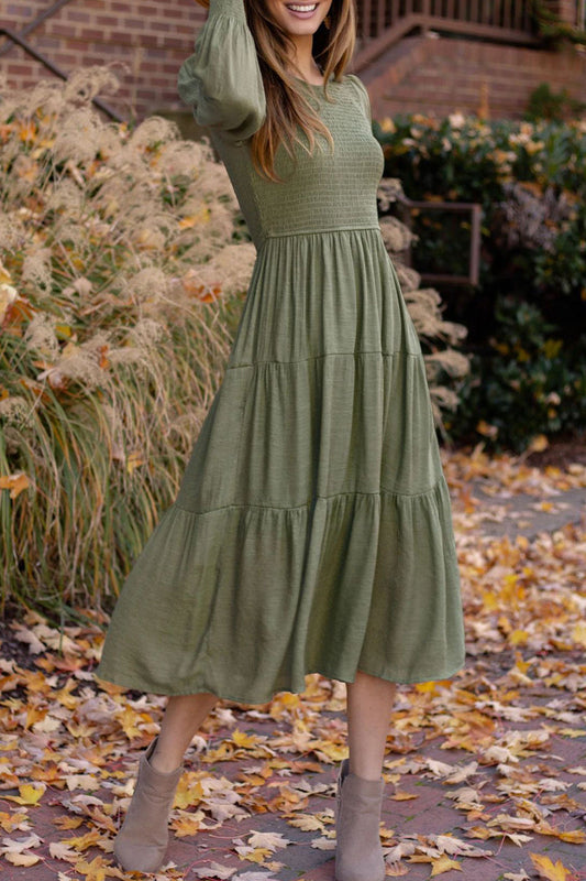 Stilla | Linjekjoler med rund halsudskæring, bløde og elegante, plisserede, ensfarvede