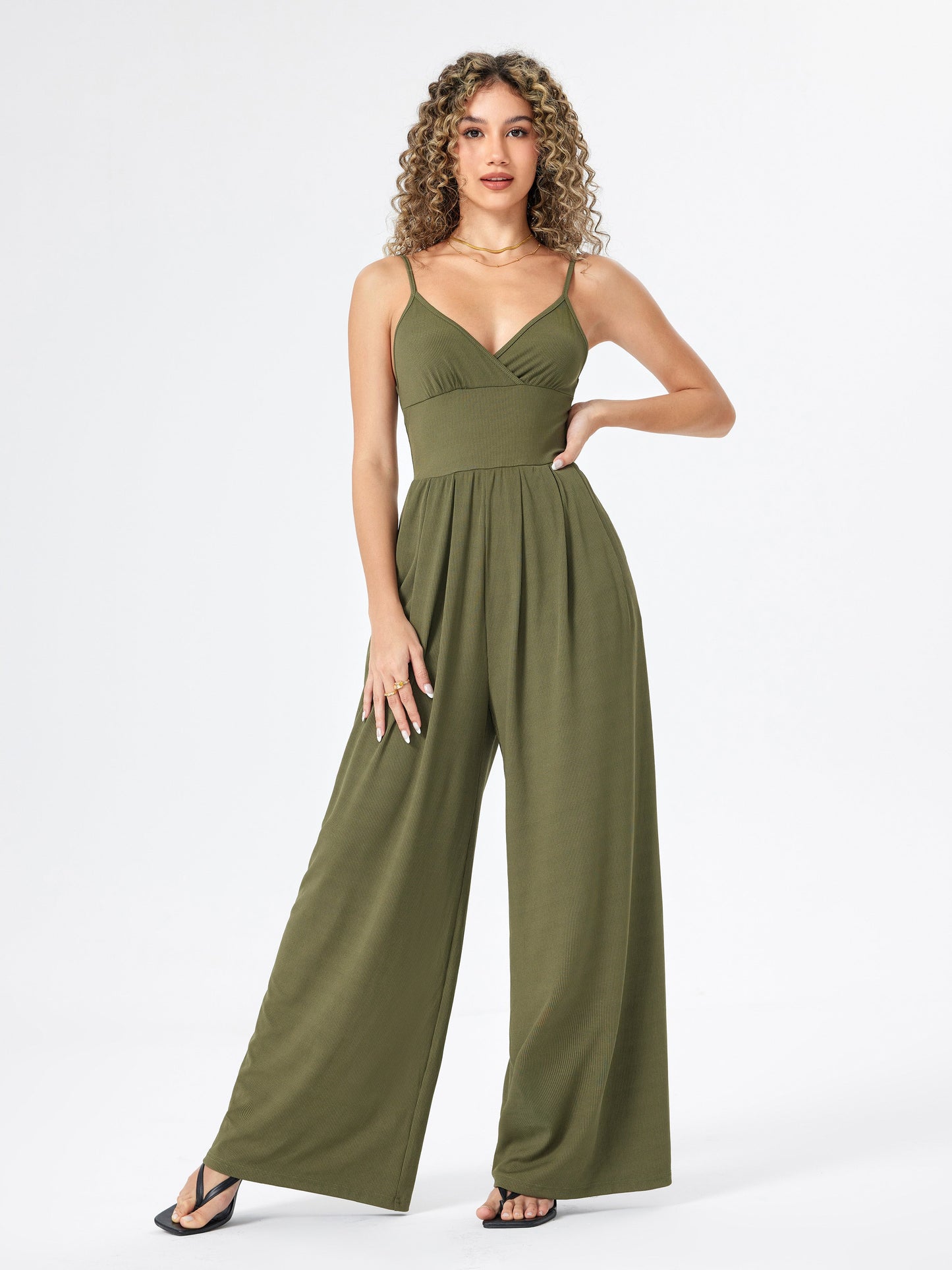 Stilla | Bred V Udsnit Jumpsuit