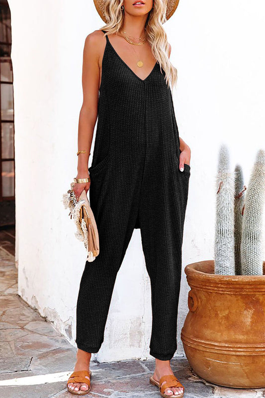 Stilla | Løs Jumpsuit med V-hals og Ferielook