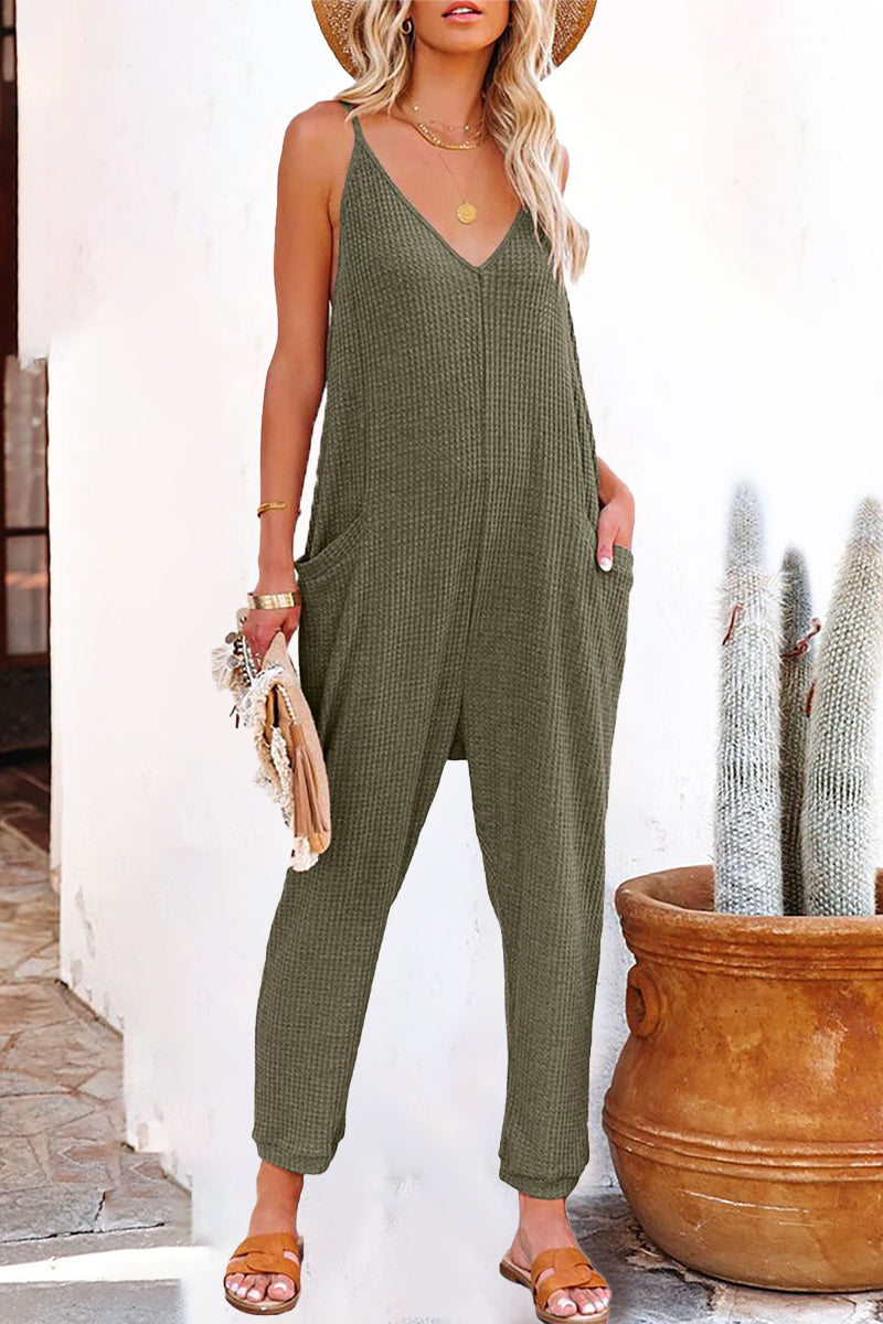 Stilla | Løs Jumpsuit med V-hals og Ferielook