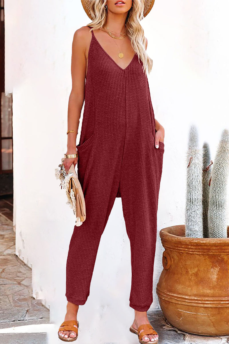 Stilla | Løs Jumpsuit med V-hals og Ferielook