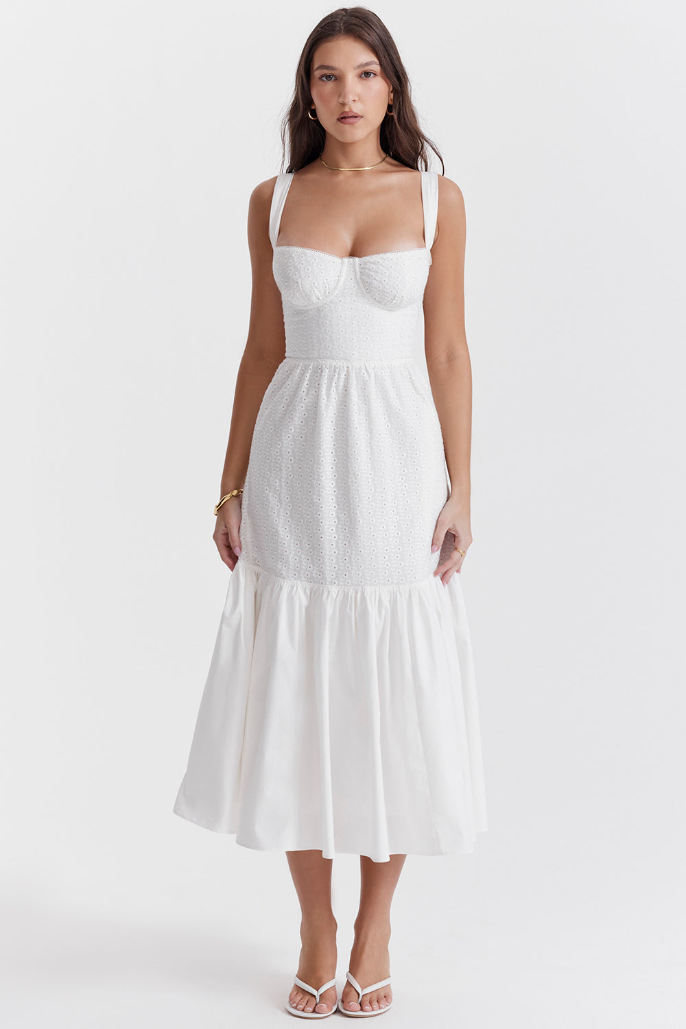 Stilla | Hvid Midi Sunkjole Fra Broderie Anglaise