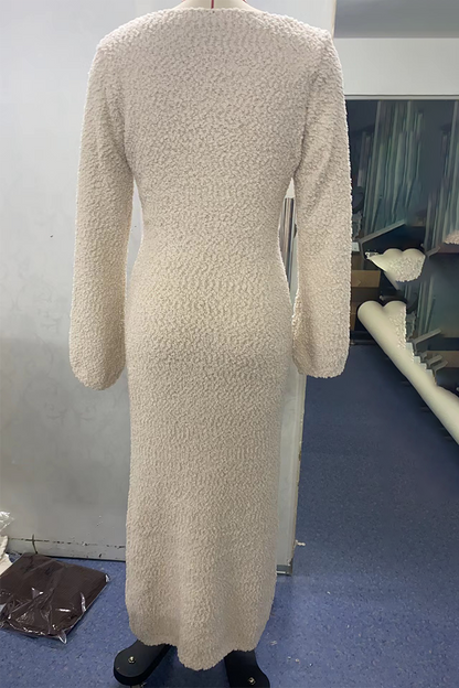 Stilla | Sexy Kjoler Med Rund Halsudskæring i Ensfarvet Design