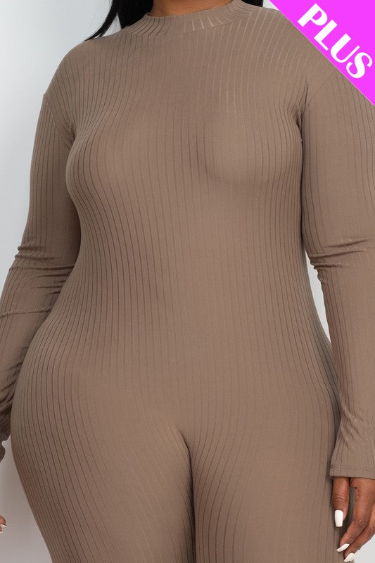 Stilla | Størrelse Mock Neck Jumpsuit