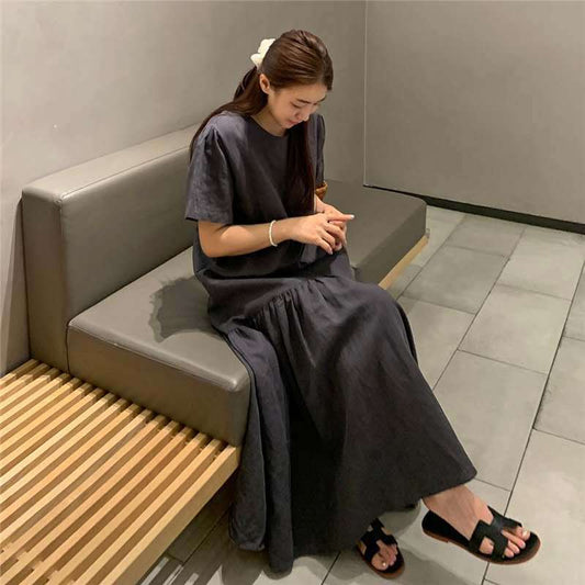 Dame afslappet langkjole med voluminøs skørt og komfortskæring Stilla