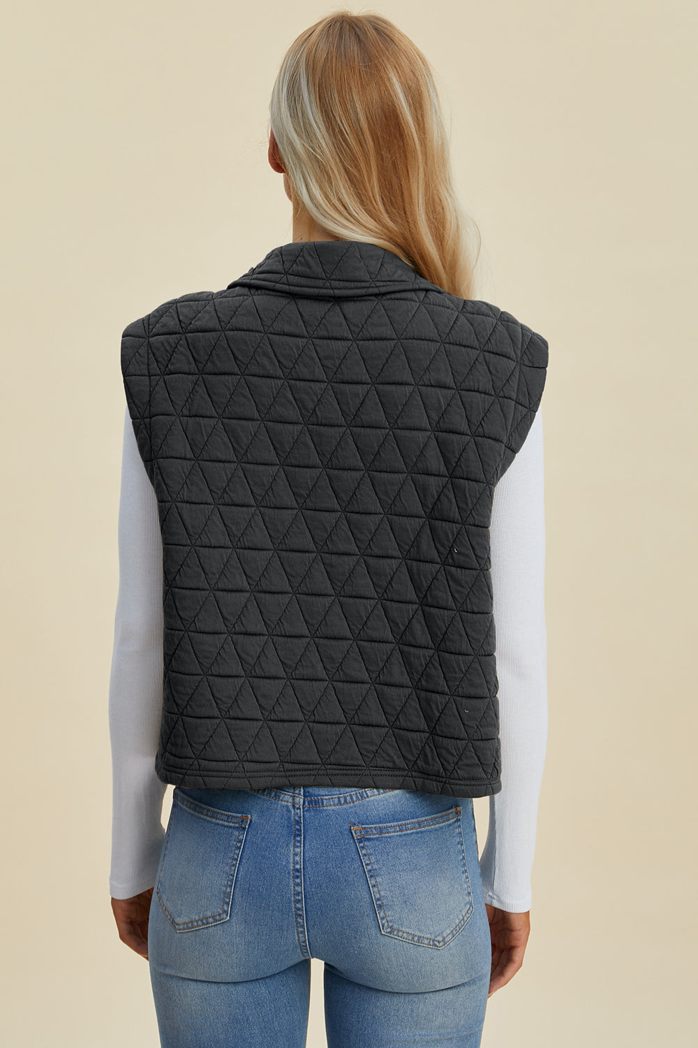 Stilla | Tag Full Size Pocketed Texture Snap Down Vest Frakke