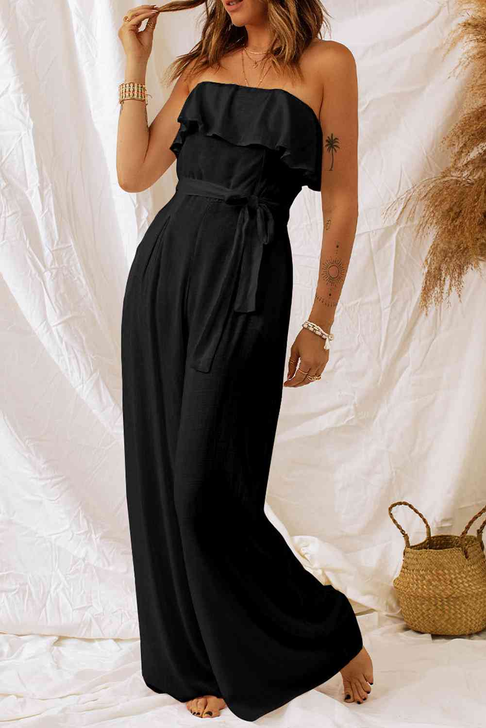 Stilla | Talje Rynket Off-Shoulder Bred Ben Jumpsuit
