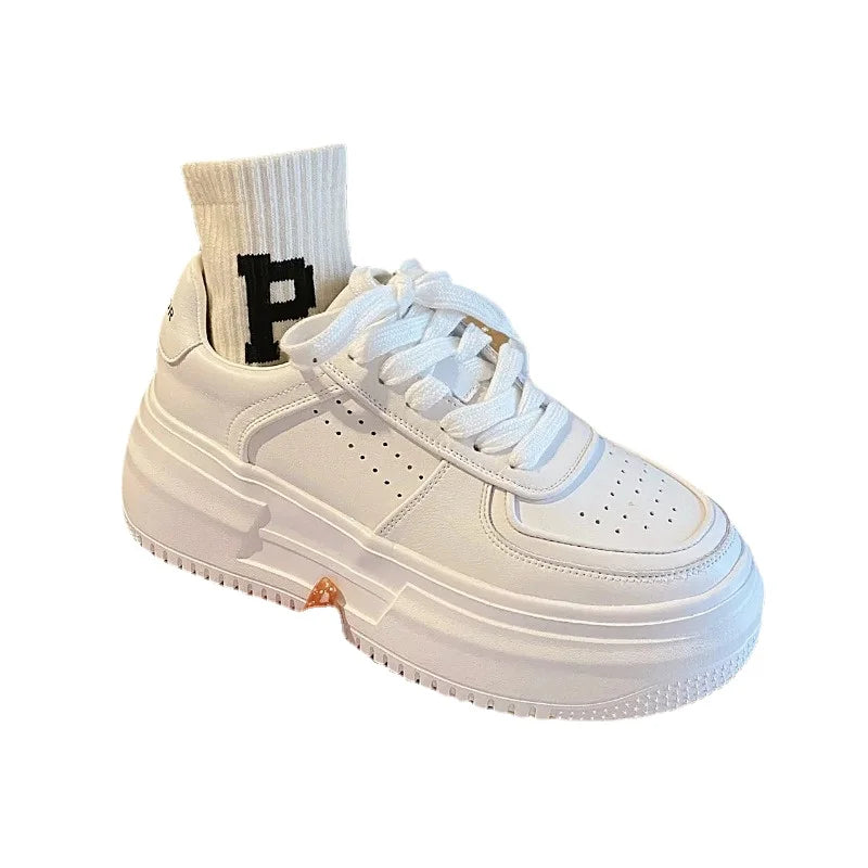Stilla | Behagelige Hvide Platform Sneakers til Kvinder