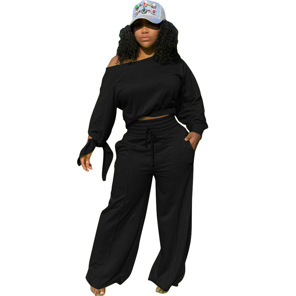 Dame afslappet og moderigtigt fritidssæt med raffinerede detaljer Stilla