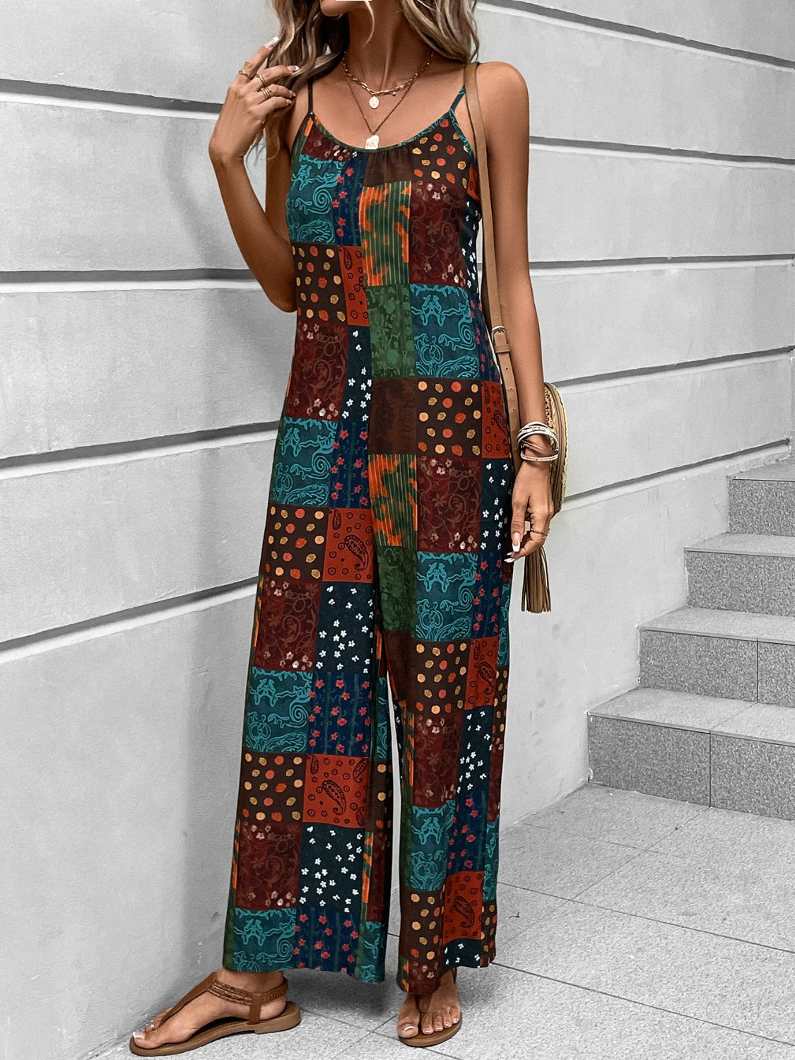 Stilla | Scoop Neck Spaghetti Strap Jumpsuit