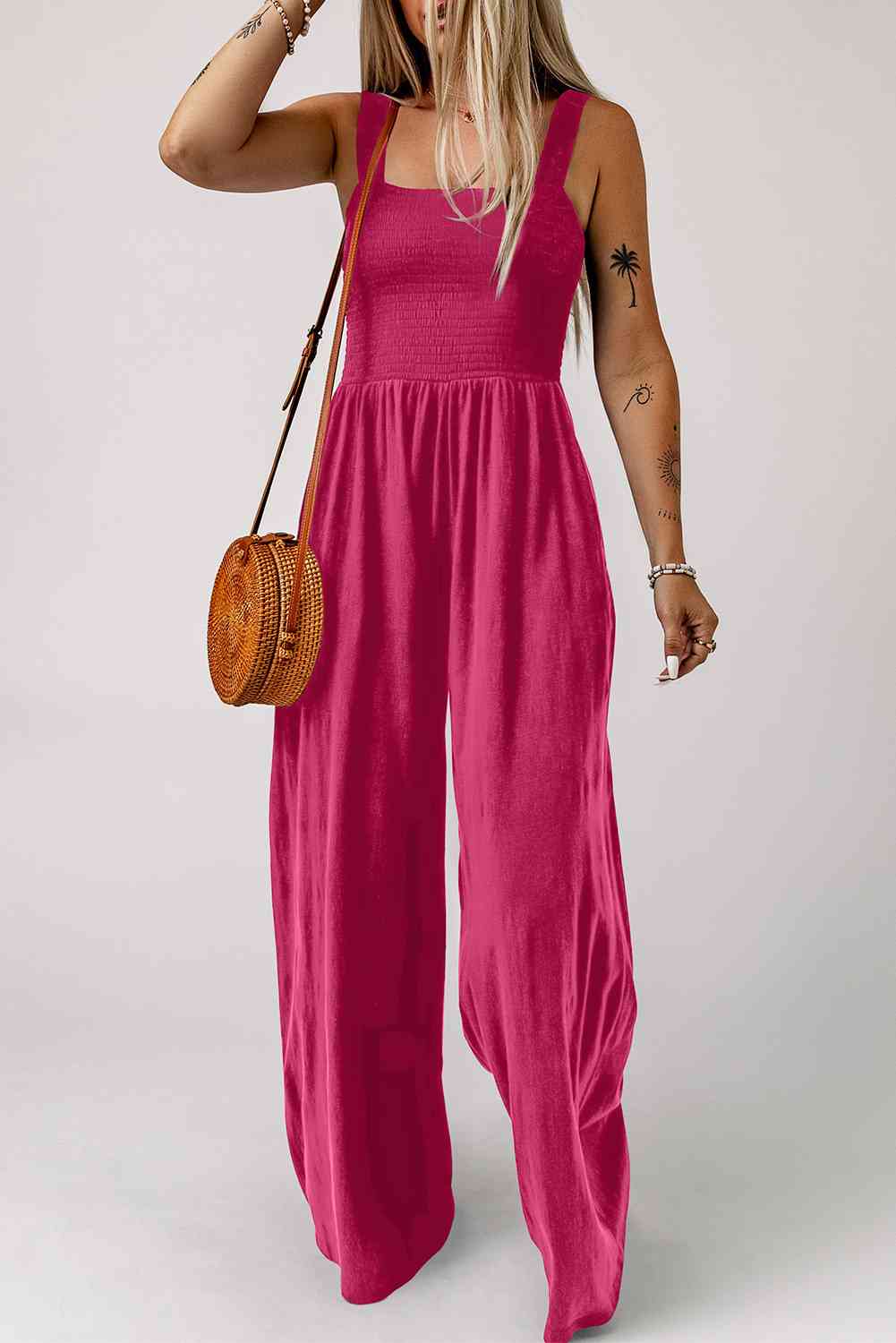 Stilla | Square Neck Wide Leg Jumpsuit Med Lommer