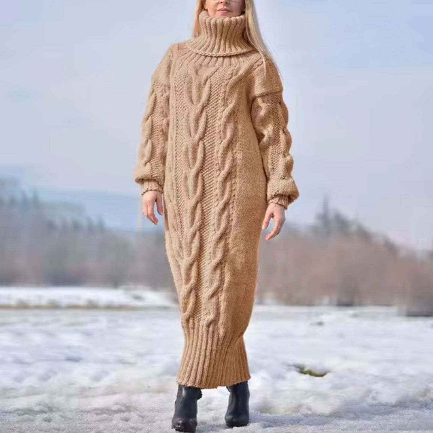 Stilla | Rullekrave sweater, Lang kjole