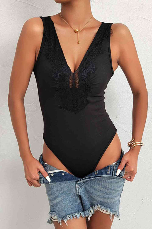 Stilla | Blonde Dyb V Ærmeløs Bodysuit