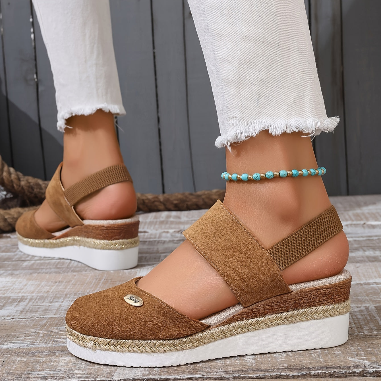 Stilla | Dame Sandaler På Platform: Skridsikre, Lukket Tå, Elastisk Rem