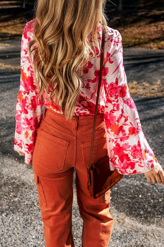 Stilla | Flare Sleeve Button up V-hals Bodysuit
