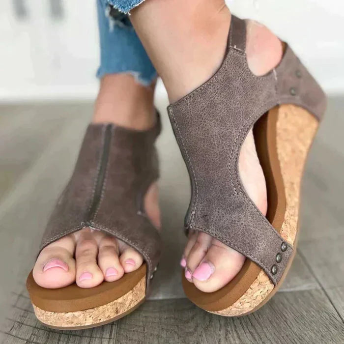 Stilla | Pauline® Stilfulde Og Komfortable Kilehæle Sandaler