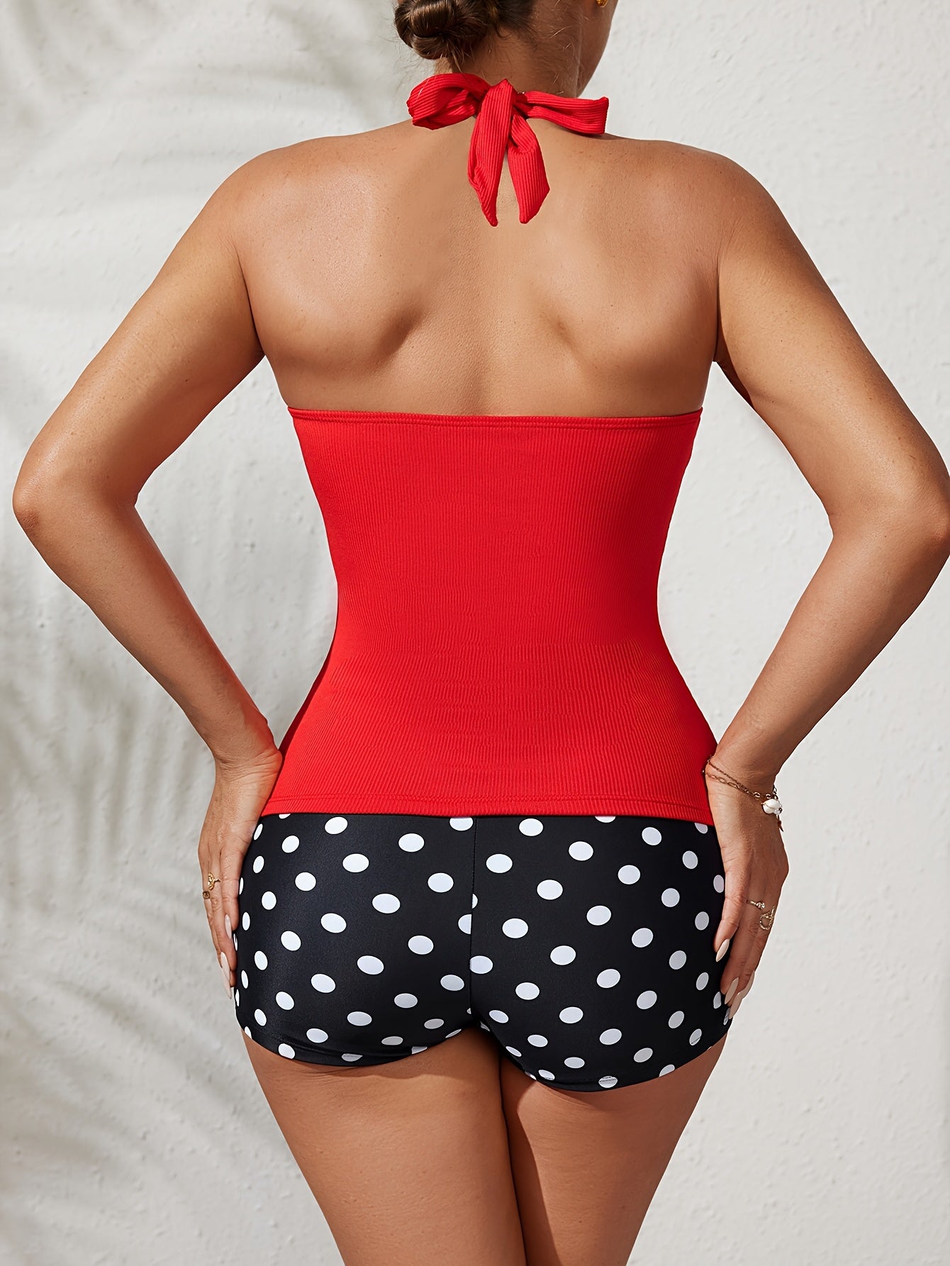 Stilla | Retro Tankini Sæt to Delt Damesvømmetøj Med Opstrammende Effekt På Maven Og Shorts