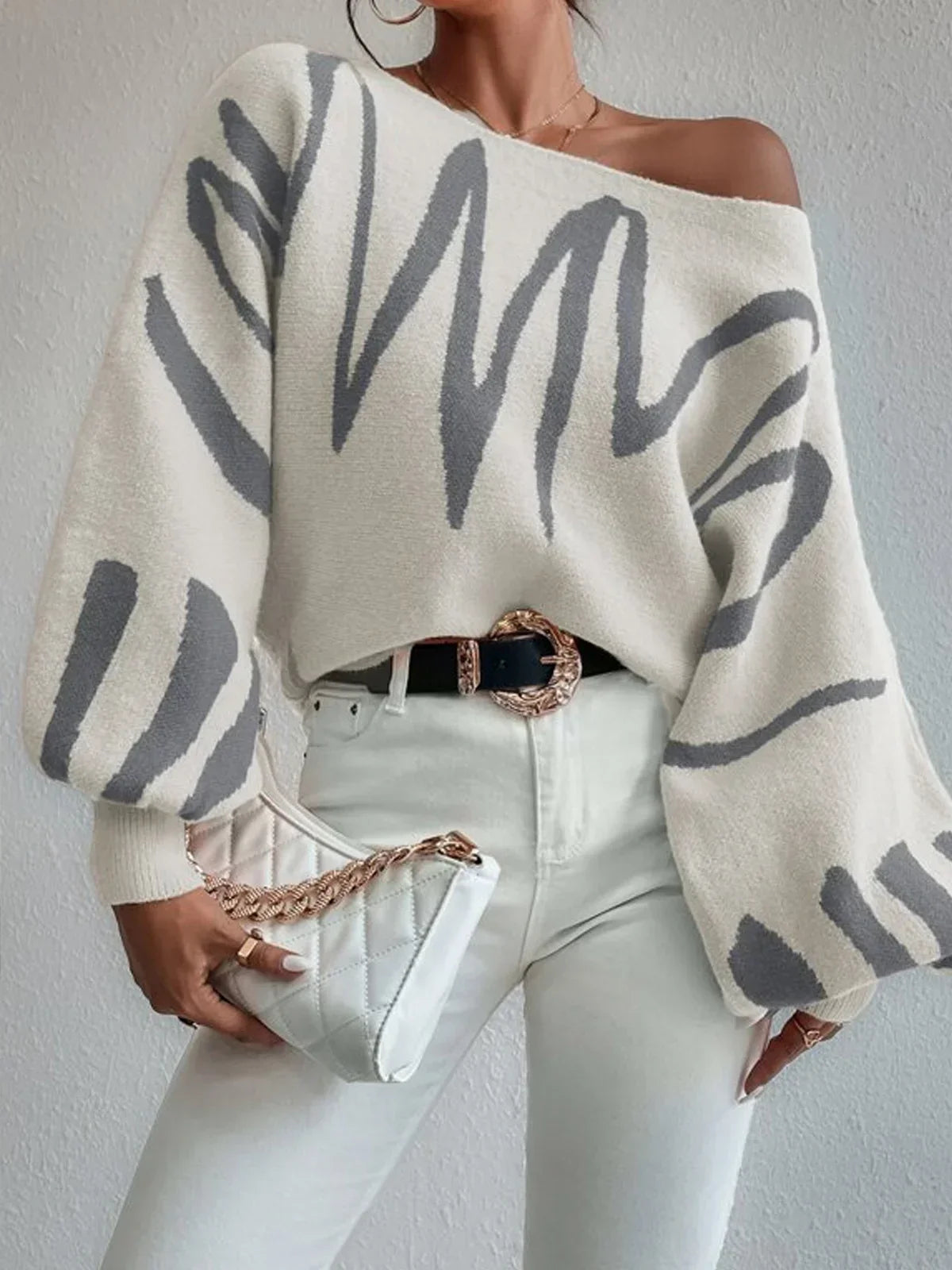Stilla | Puff Sleeve Bådkrave Trøje Med Abstrakte Striber Til Urban Mode