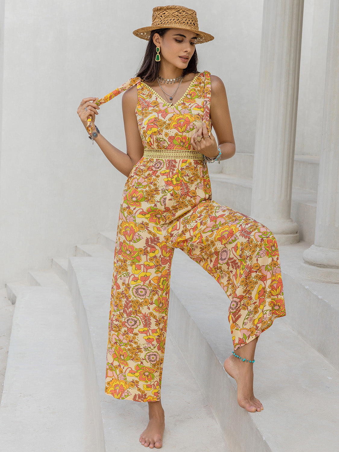 Stilla | V-hals Bind Skulder Jumpsuit