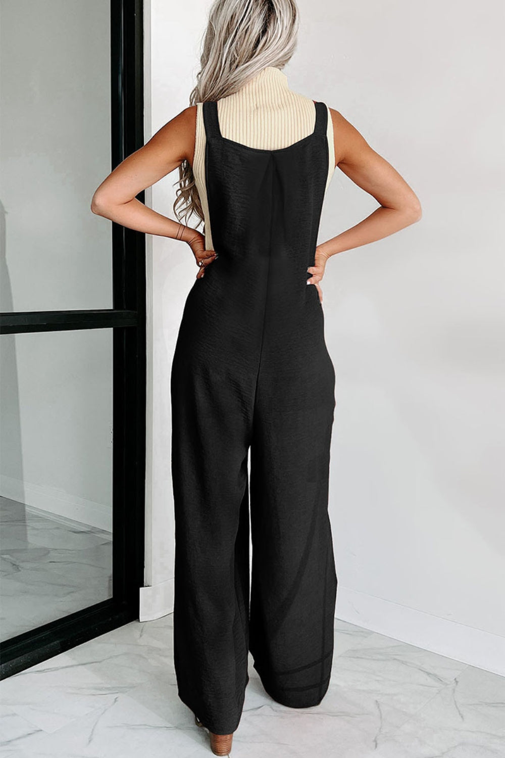 Stilla | Neck Wide Strap Jumpsuit