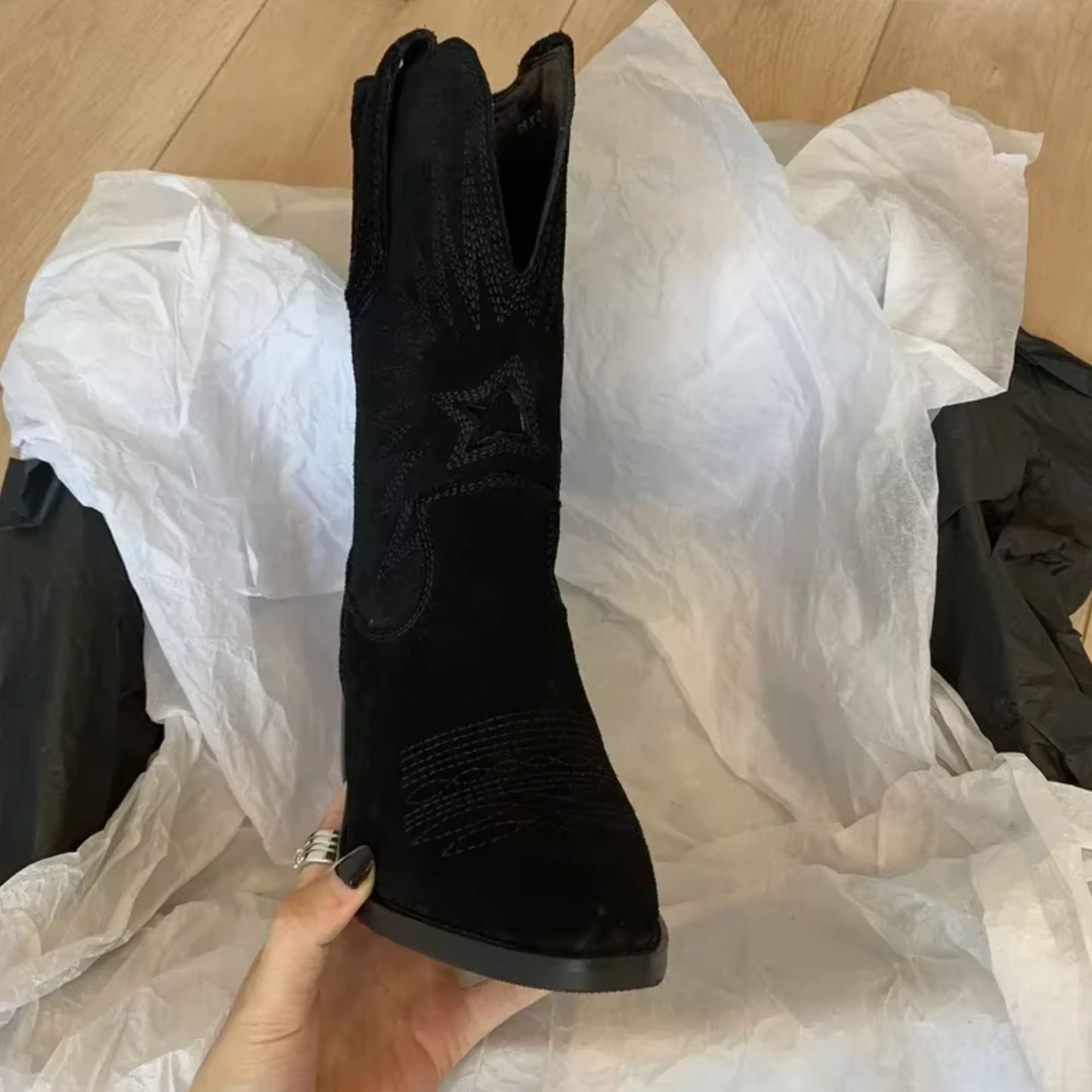 Stilla | Broderede Vintage Støvler