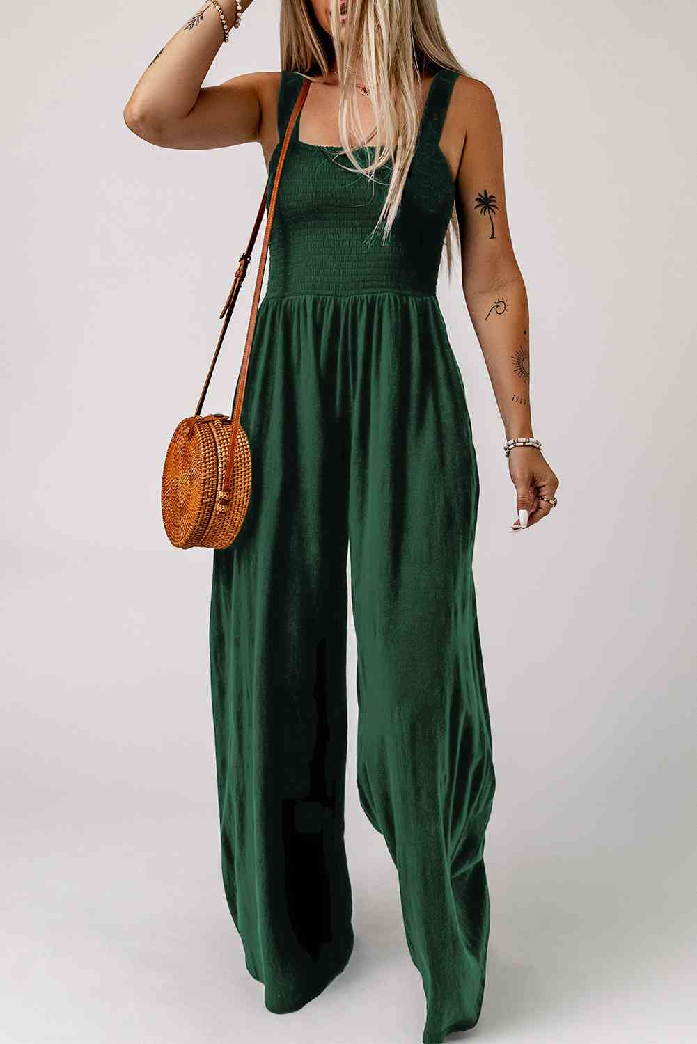 Stilla | Square Neck Wide Leg Jumpsuit Med Lommer