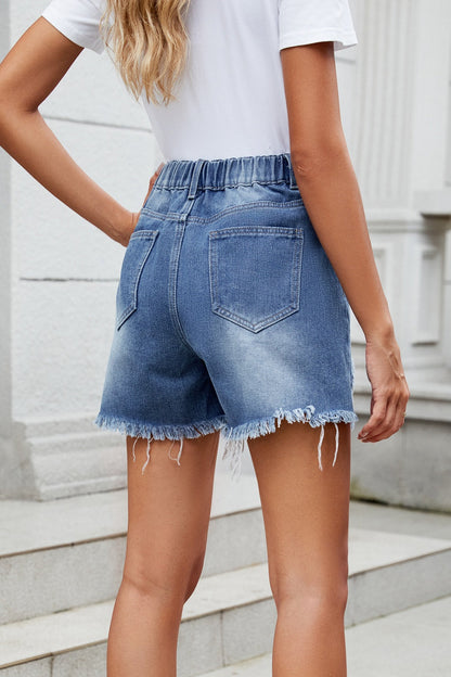 Stilla | Raw Hem Asymmetrisk Midje Denim Shorts
